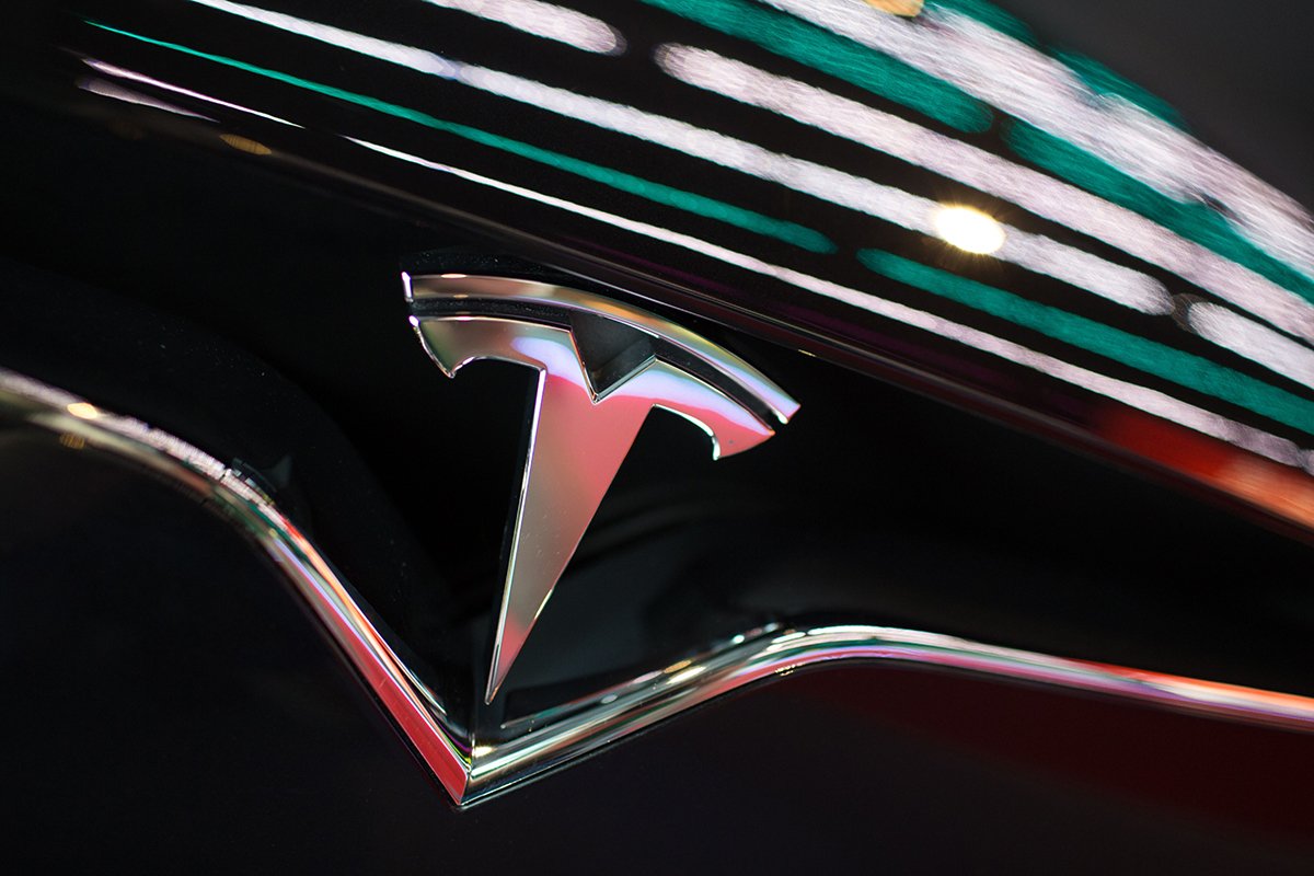 Tesla logo_0_0.jpg