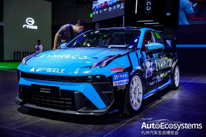 图片30.jpg 图片30.jpg